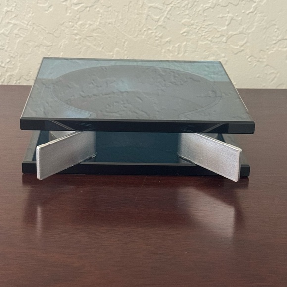 MOMA x Peter Hewitt Square Ribbon Vase Blue Glass Postmodern - Picture 4 of 7